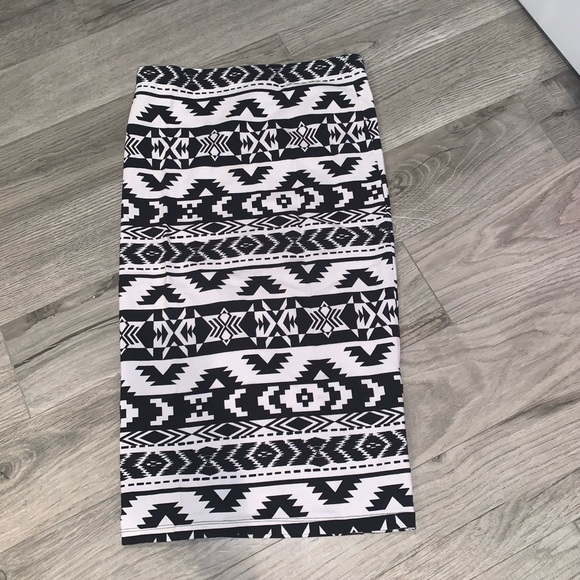 Express High Waisted Pencil Skirt - Picture 2 of 3